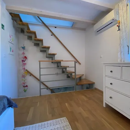 Semesterbostad Hidden Hideaway Cres