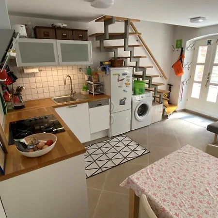 Hidden Hideaway Cres